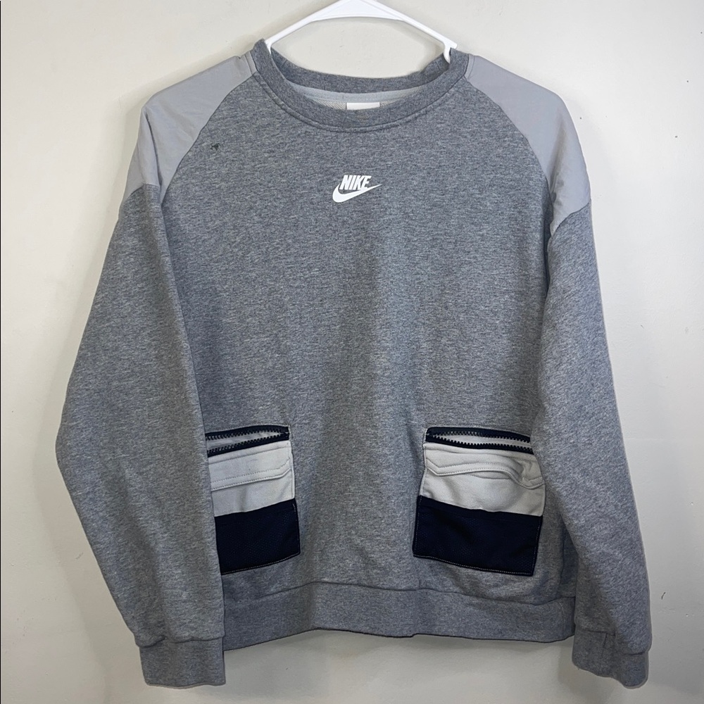 Nike Boys Gray Textured Sweatshirt Size XL GUC
